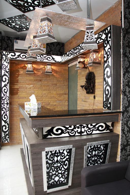 בנגקוק Harrys Suite Hotel מראה חיצוני תמונה