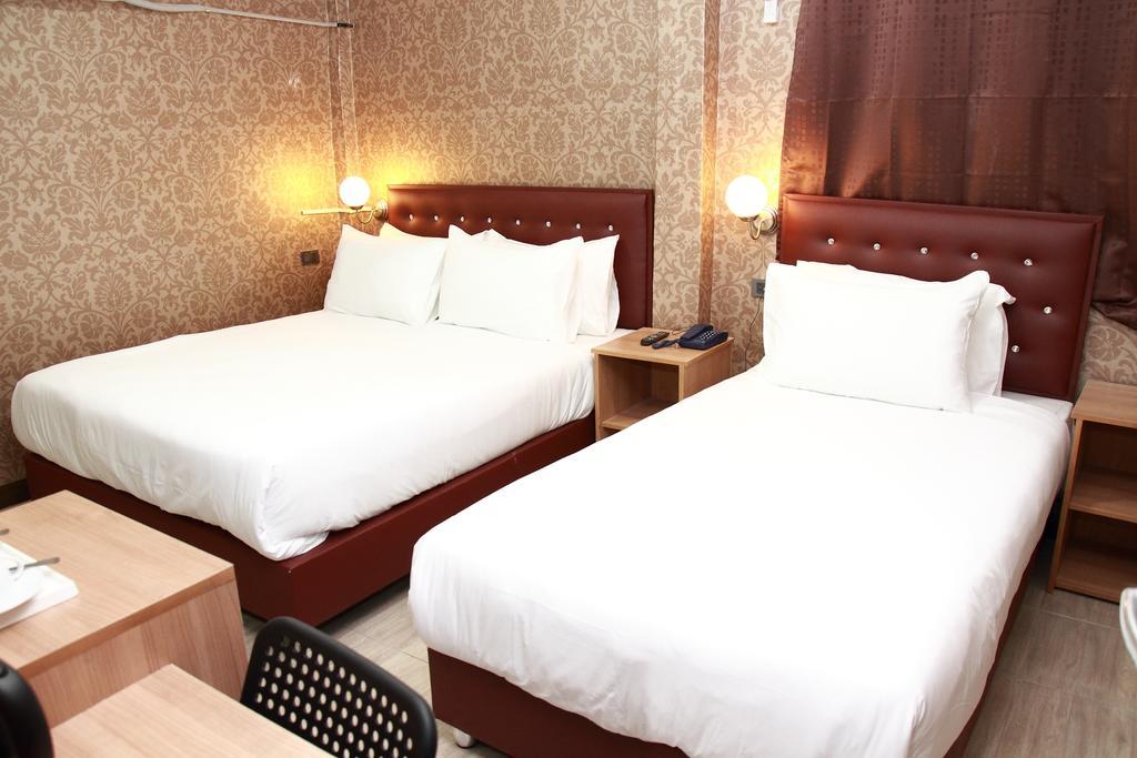 בנגקוק Harrys Suite Hotel חדר תמונה
