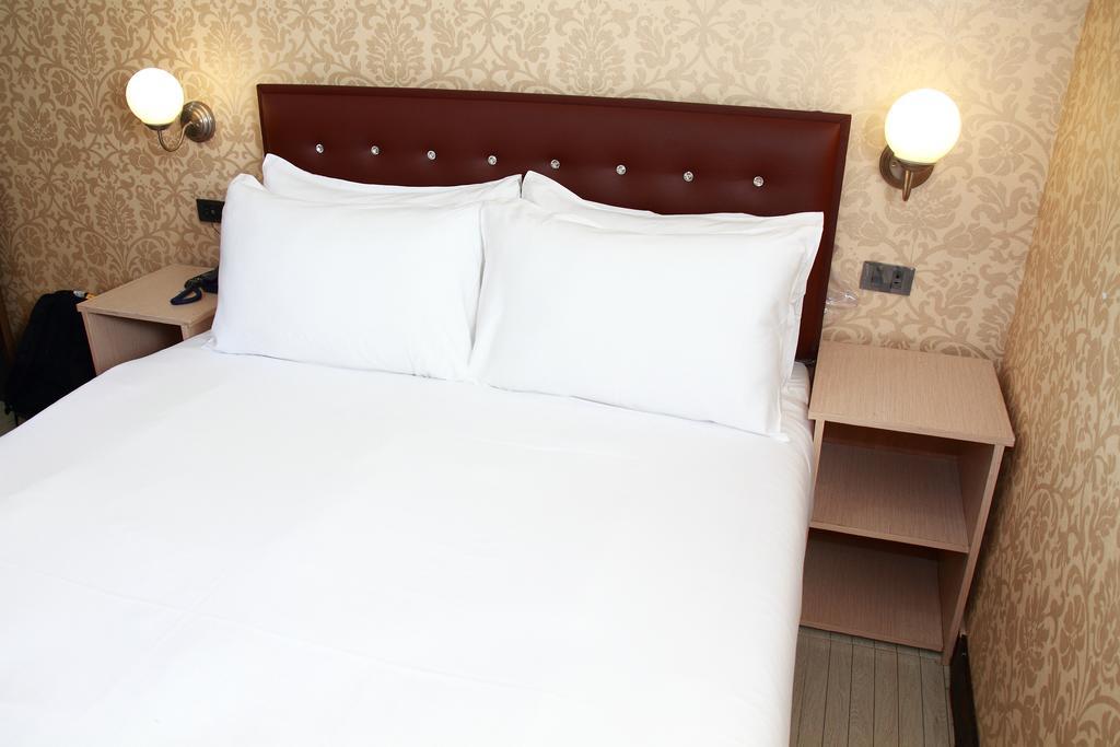 בנגקוק Harrys Suite Hotel מראה חיצוני תמונה
