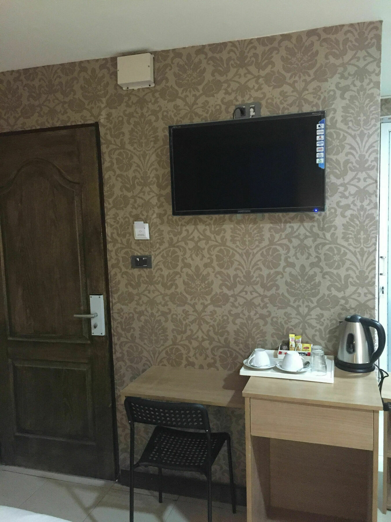 בנגקוק Harrys Suite Hotel מראה חיצוני תמונה