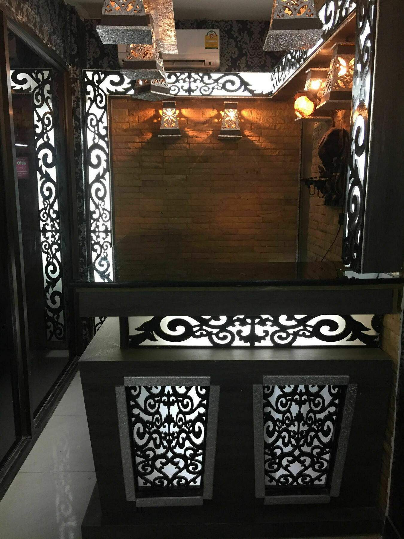 בנגקוק Harrys Suite Hotel מראה חיצוני תמונה
