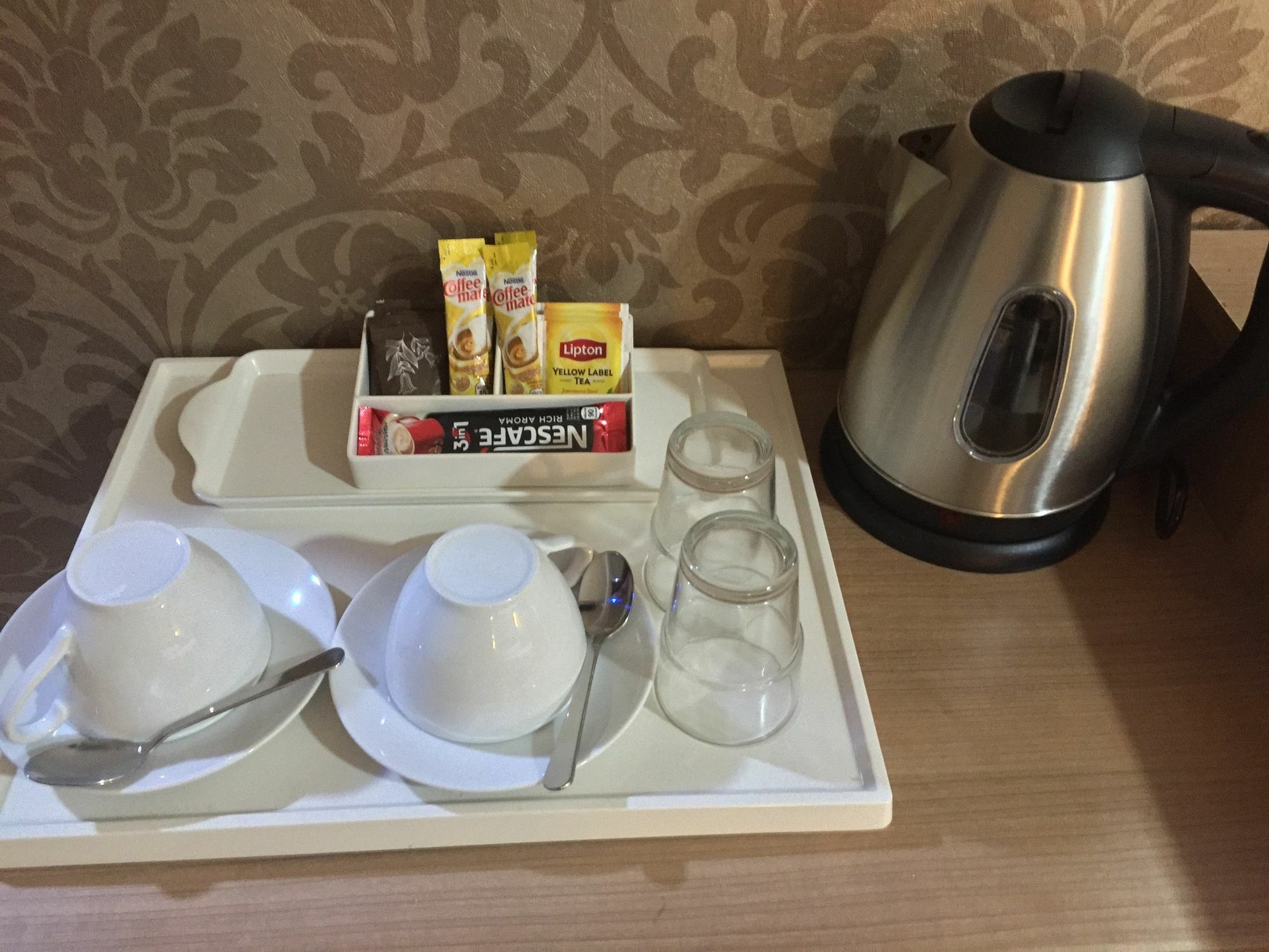 בנגקוק Harrys Suite Hotel מראה חיצוני תמונה